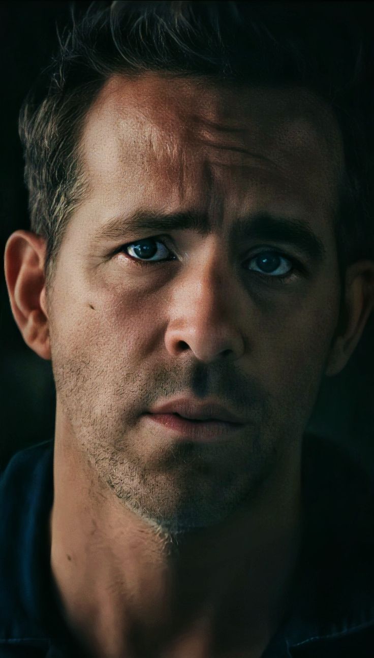 ryan reynolds, face, actor Wallpapers