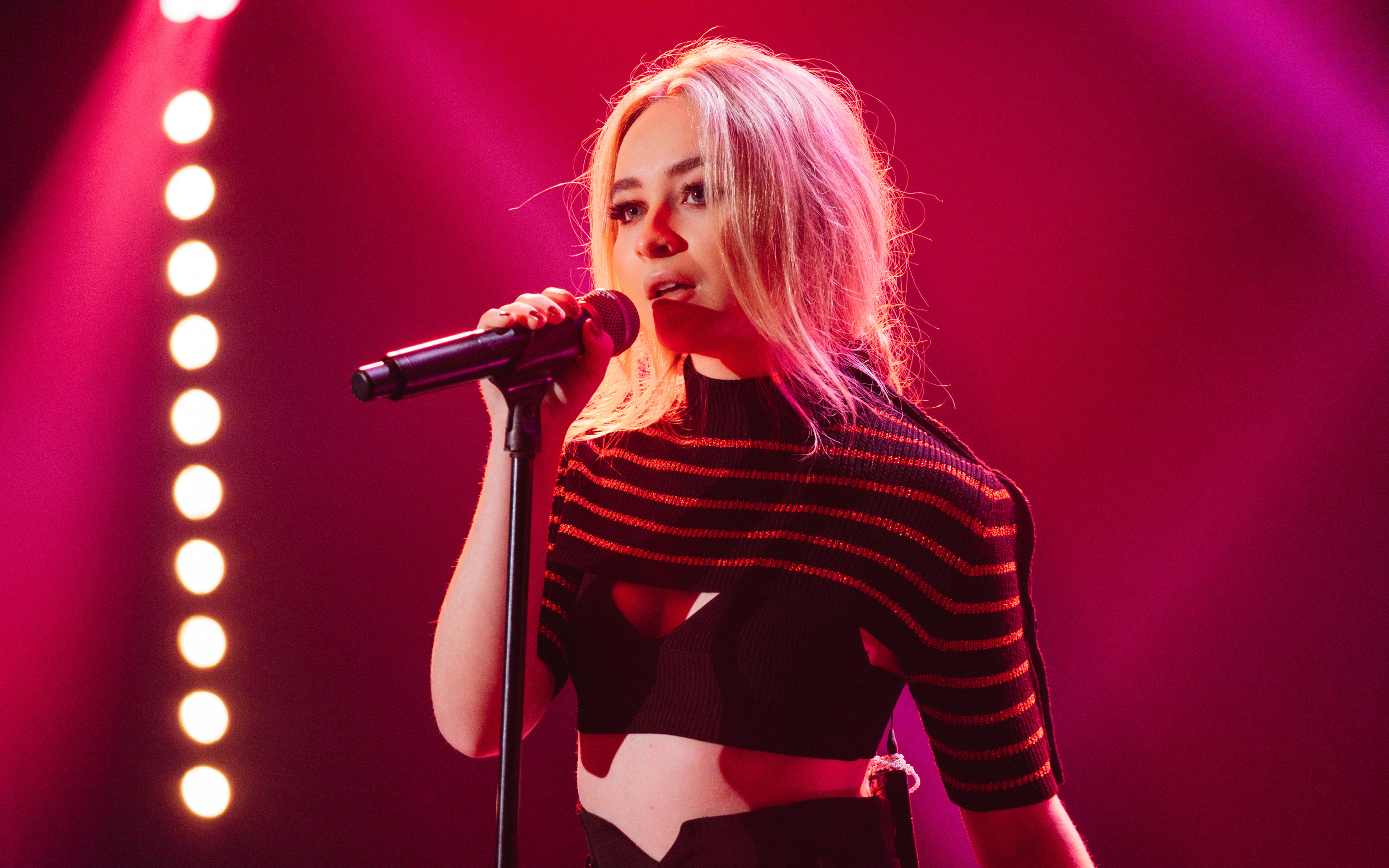 Sabrina Carpenter 2017 Wallpapers