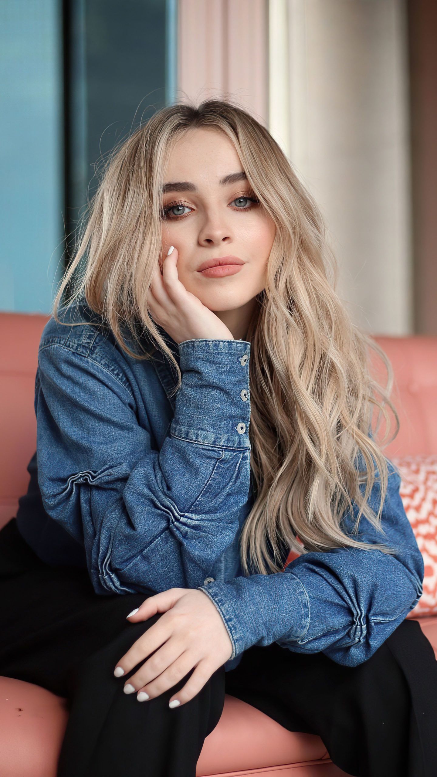 Sabrina Carpenter Cute Photoshoot Wallpapers