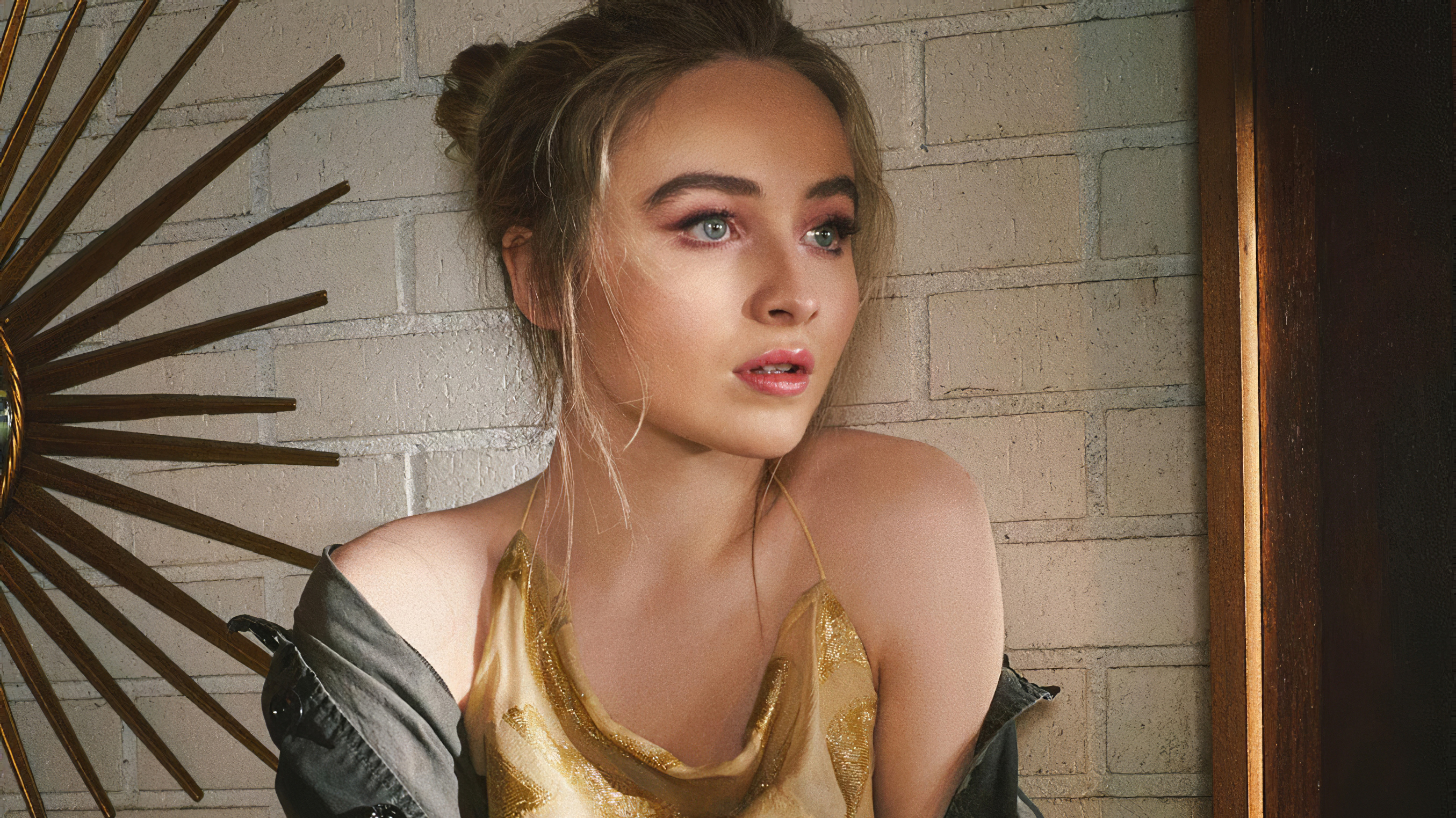 Sabrina Carpenter Cute Photoshoot Wallpapers