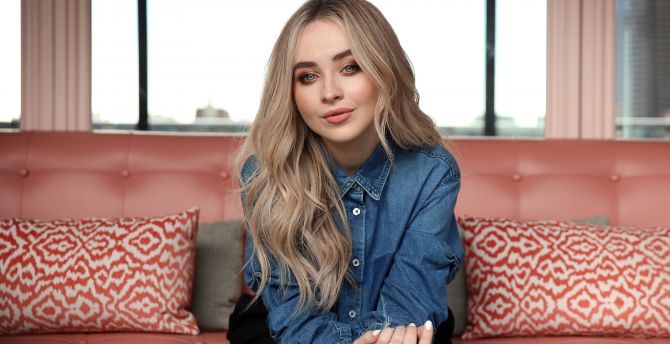 Sabrina Carpenter HD Wallpapers