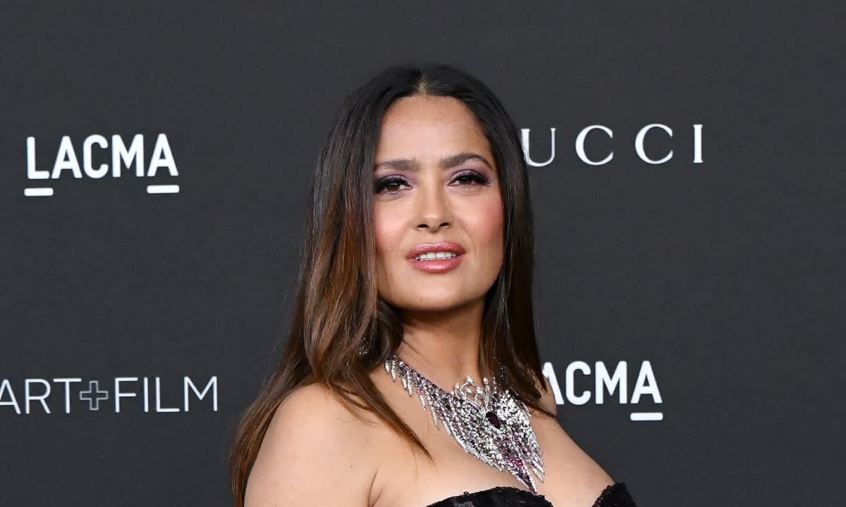 Salma Hayek Actress 2021 Wallpapers