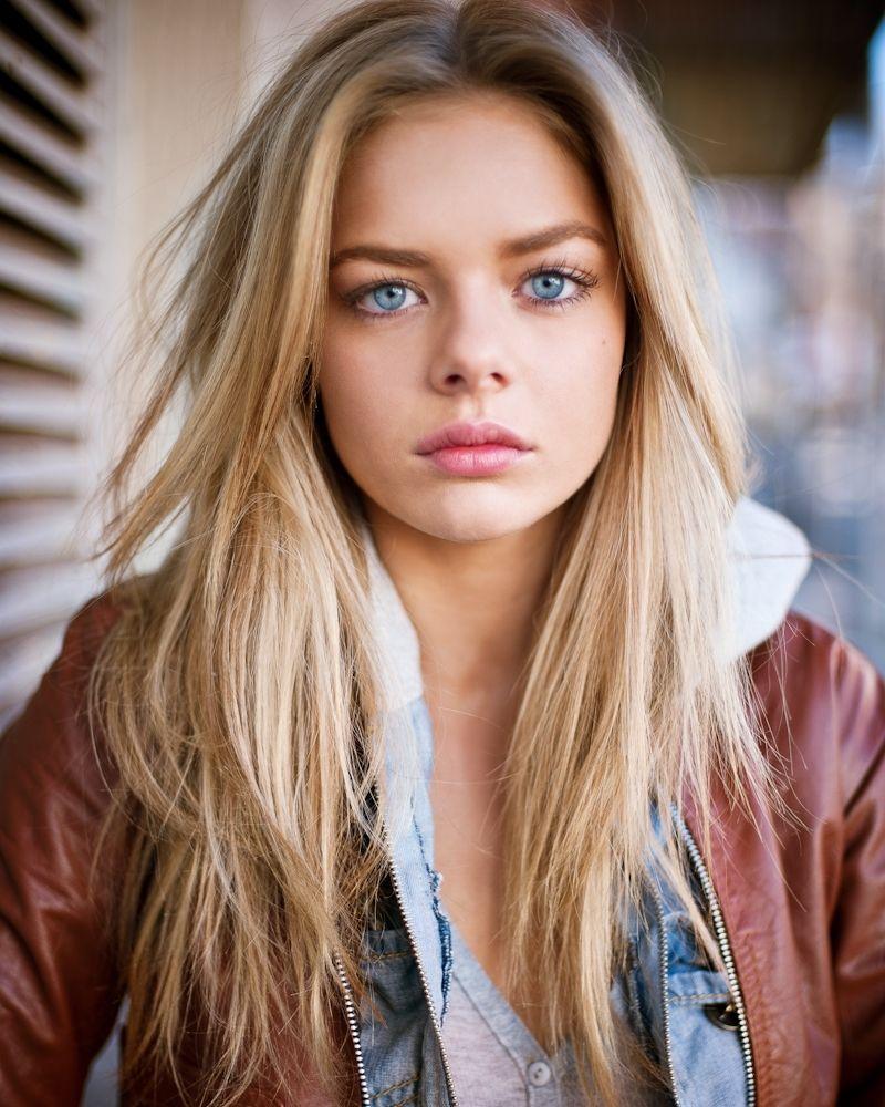 Samara Weaving New Wallpapers