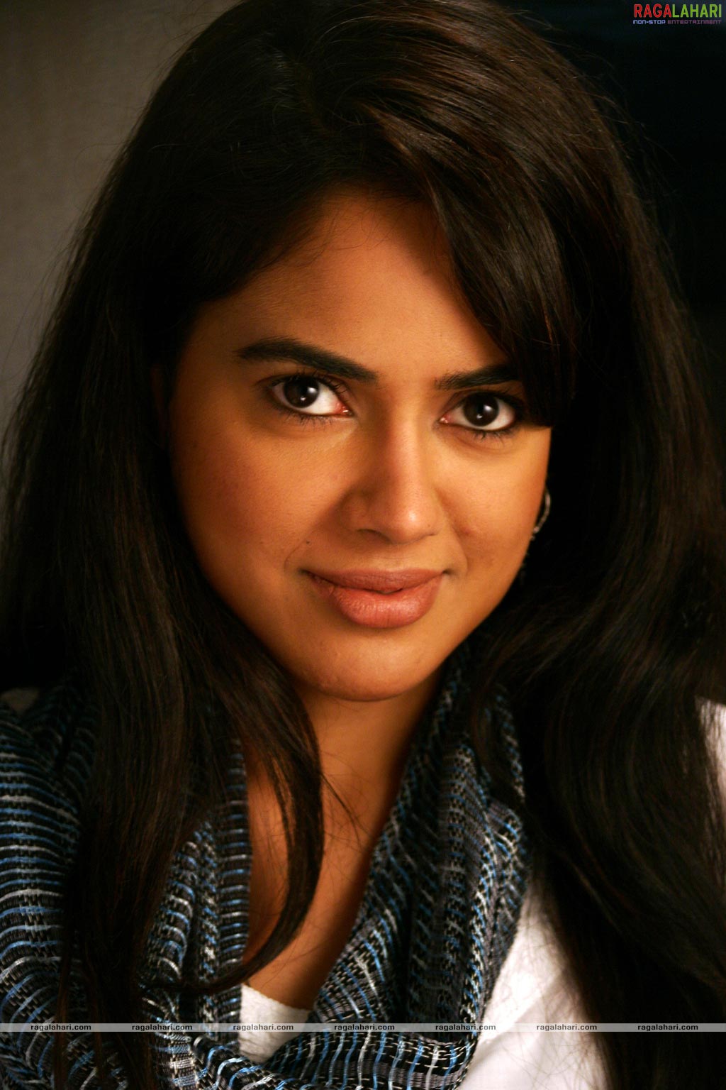 Sameera Reddy Wallpapers