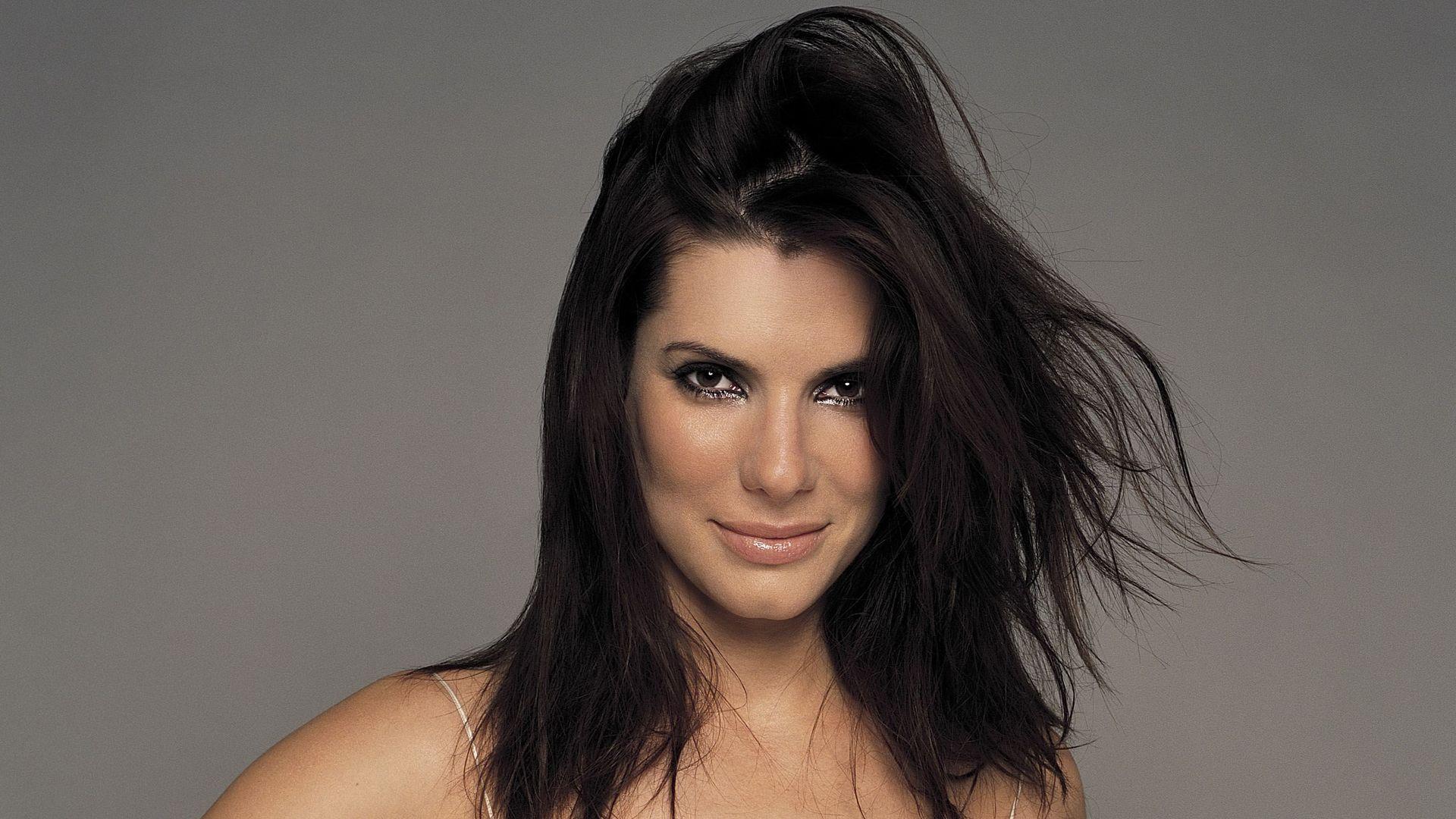 Sandra Bullock Wallpapers