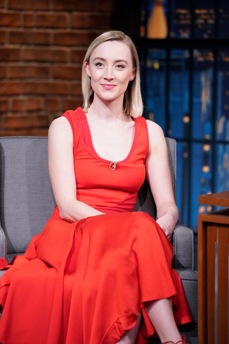 Saoirse Ronan in Red Dress Wallpapers