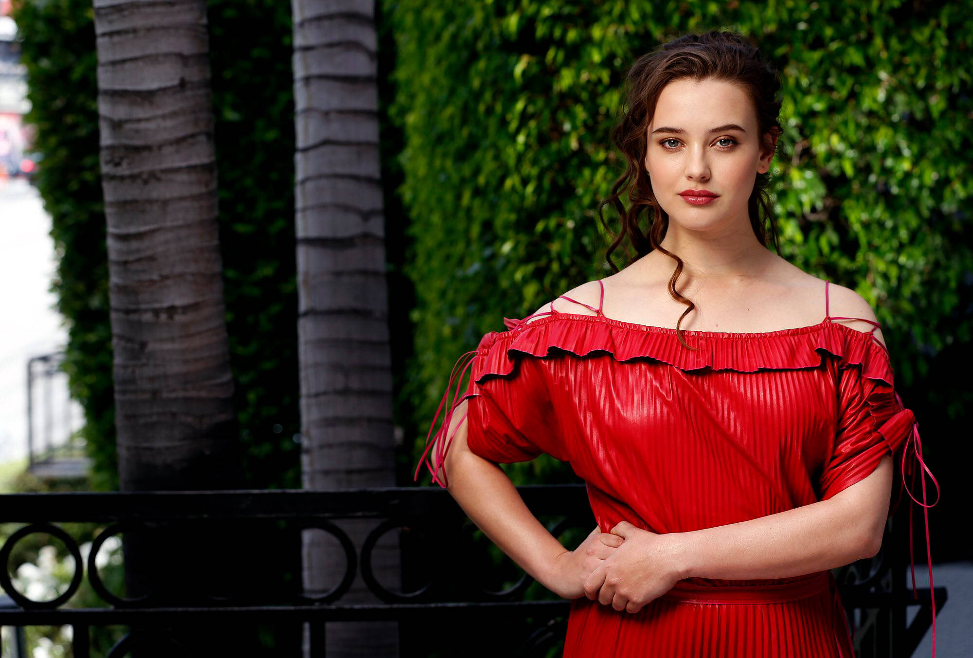 Saoirse Ronan in Red Dress Wallpapers