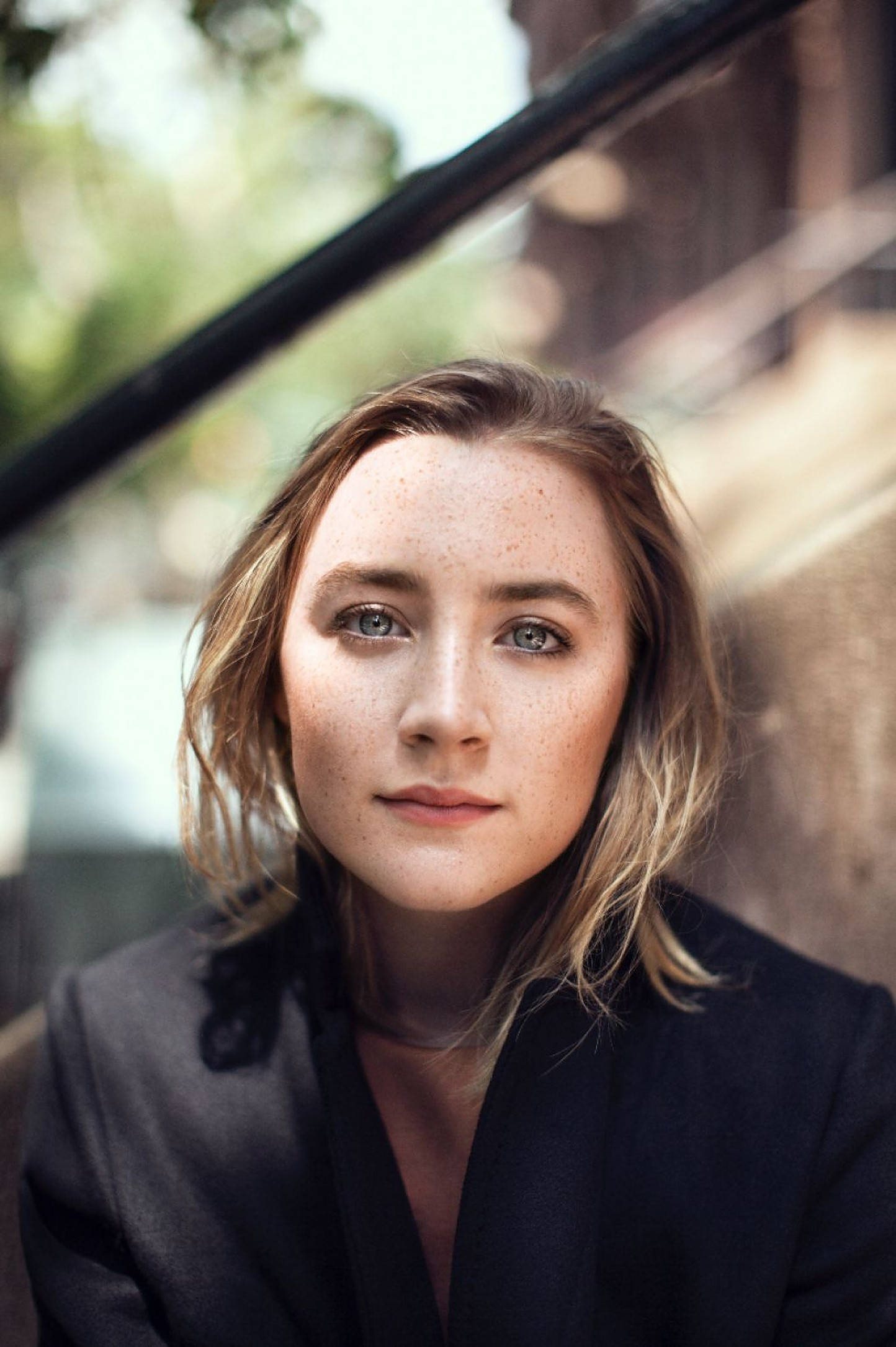 Saoirse Ronan Irish Blonde Wallpapers