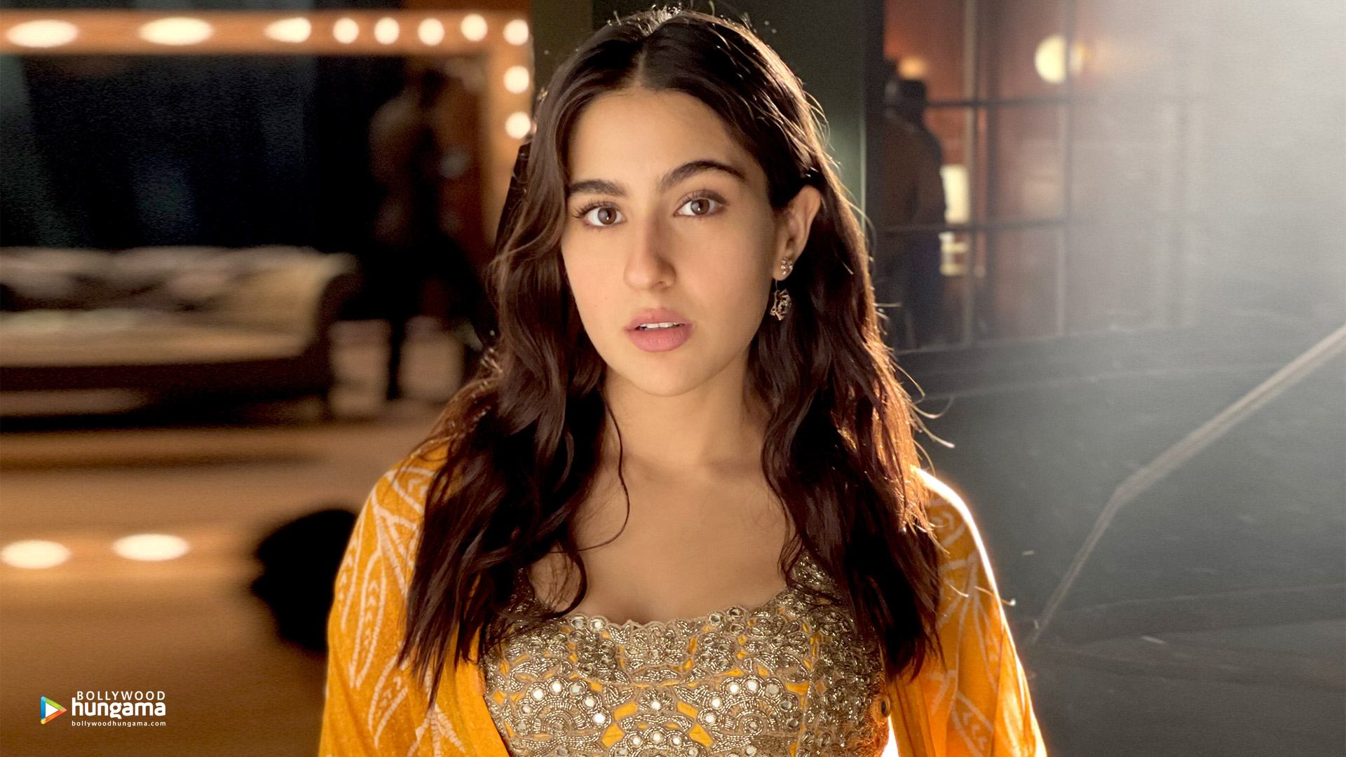 Sara Ali Khan Wallpapers