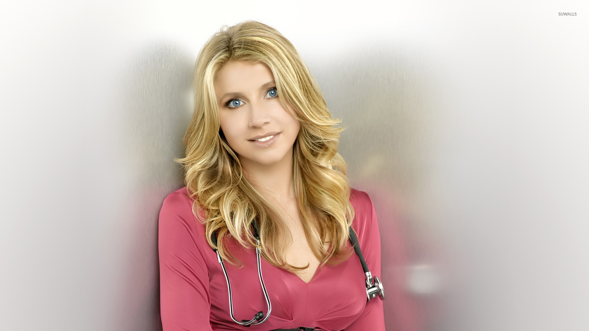 Sarah Chalke Wallpapers