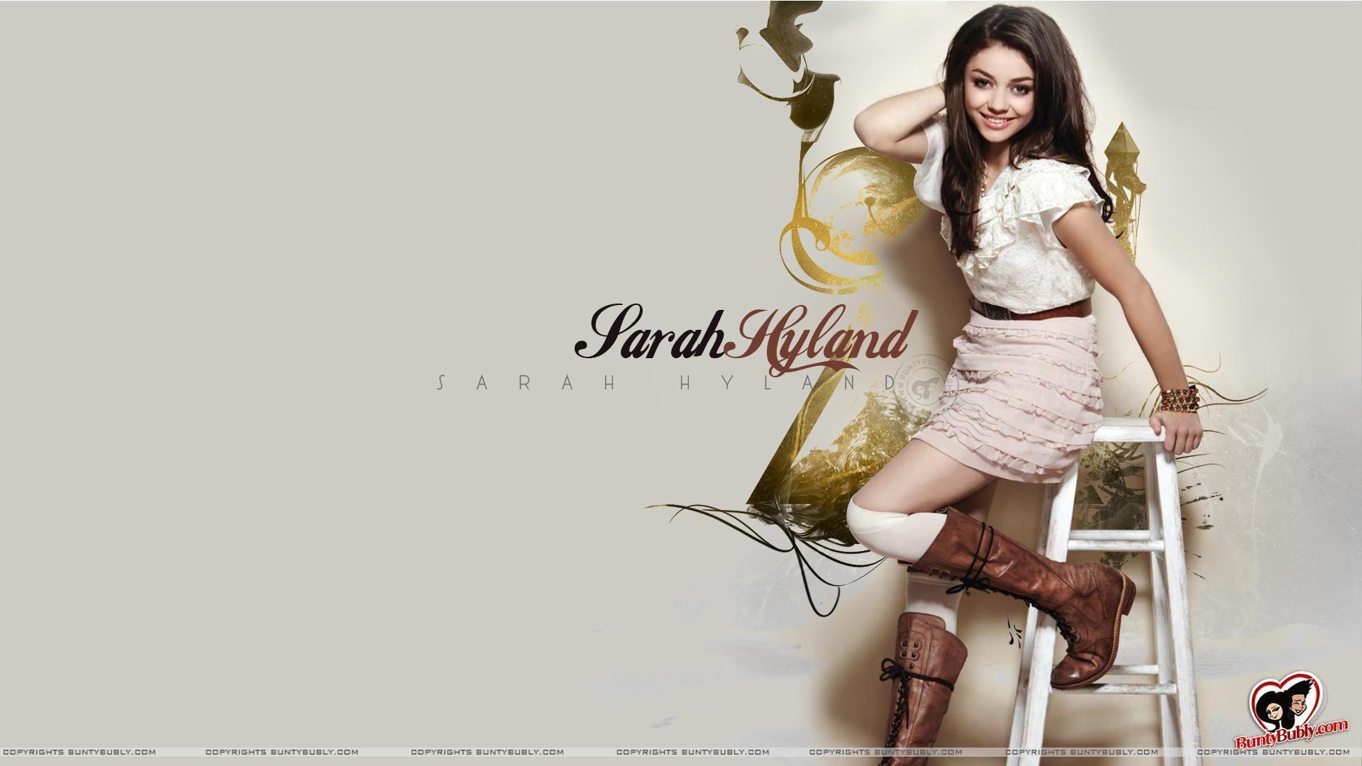 Sarah Hyland Self Magazine Wallpapers