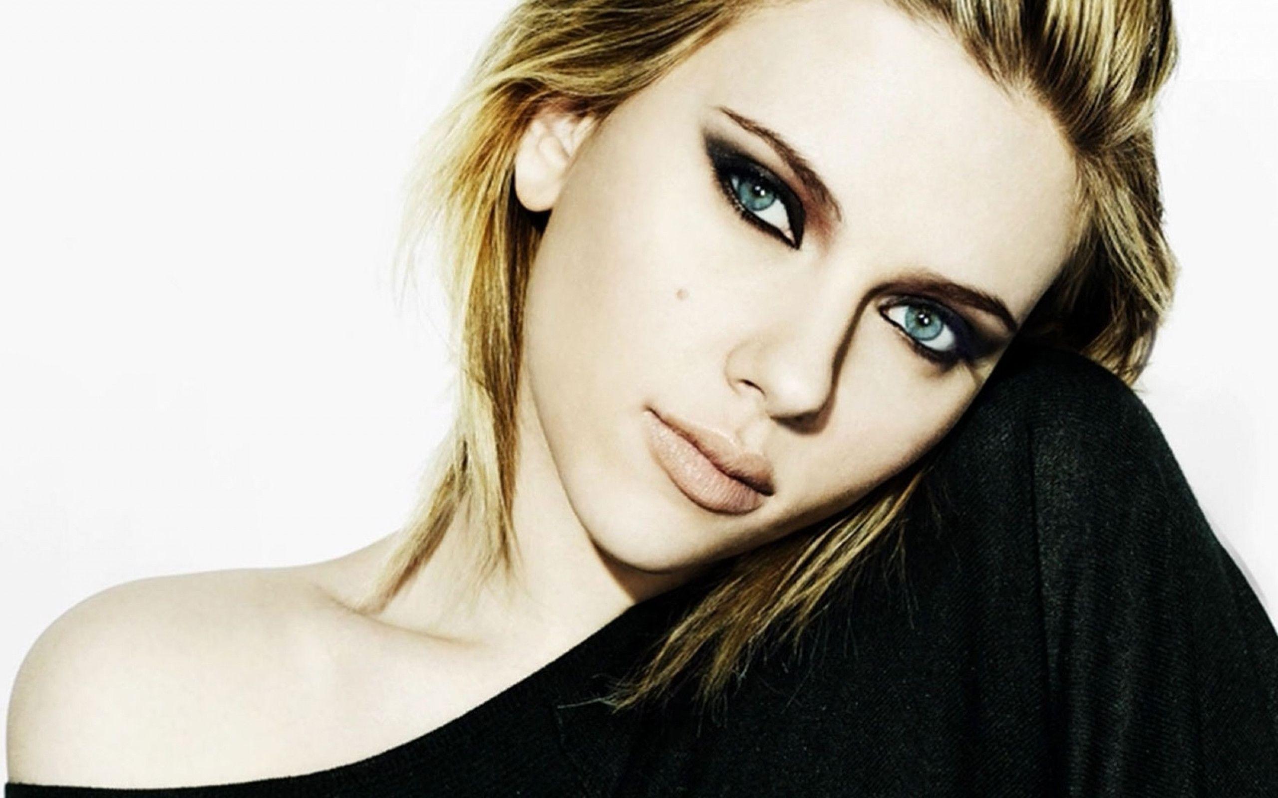 Scarlett Johansson Harper Bazar Wallpapers