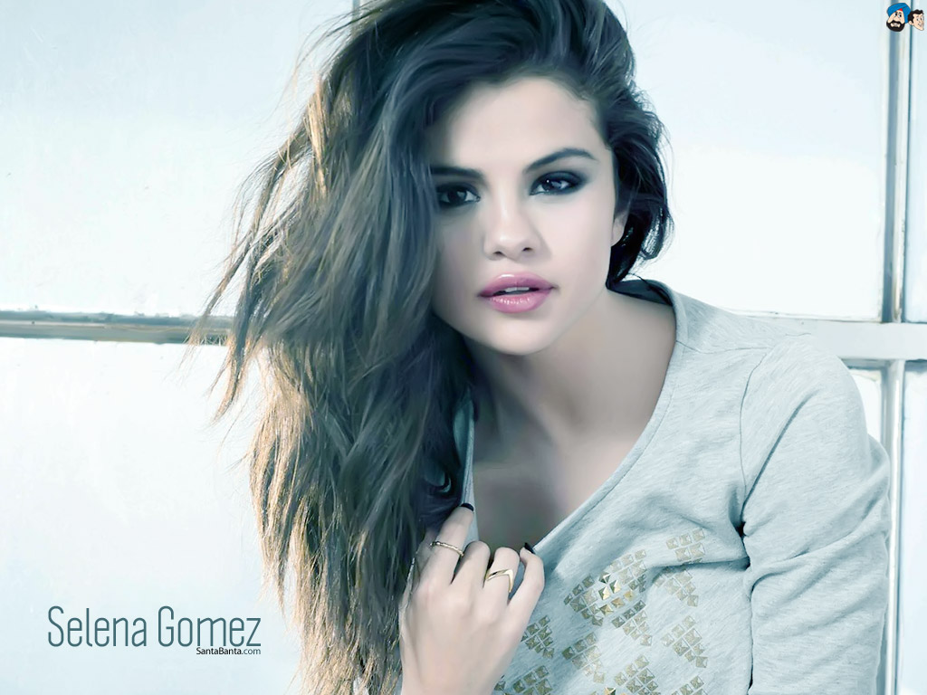 Selena Gomez Coolest Wallpapers