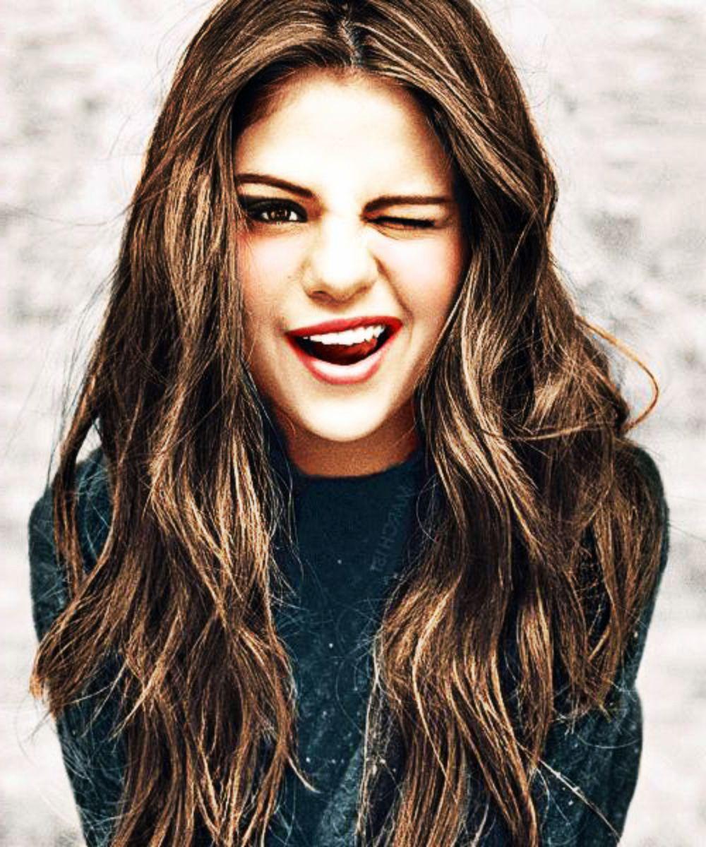 Selena Gomez Latest Wallpapers