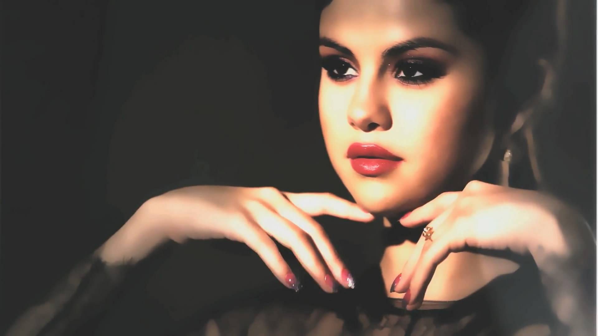 Selena Gomez Latest Wallpapers