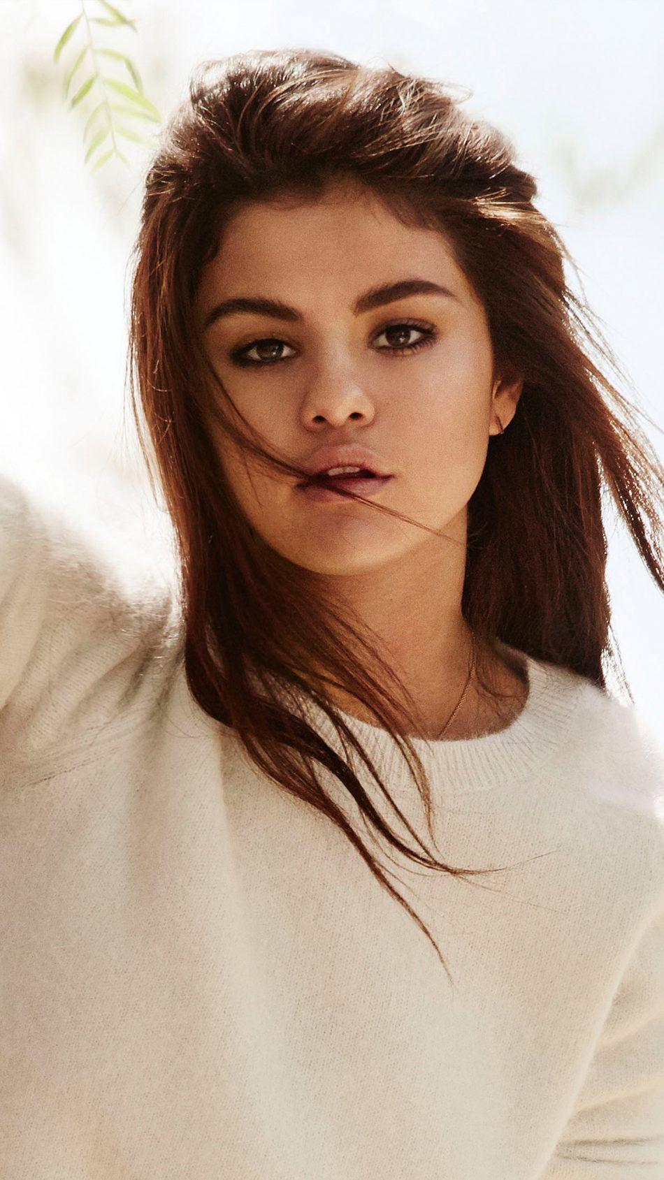 Selena Gomez Latest Wallpapers