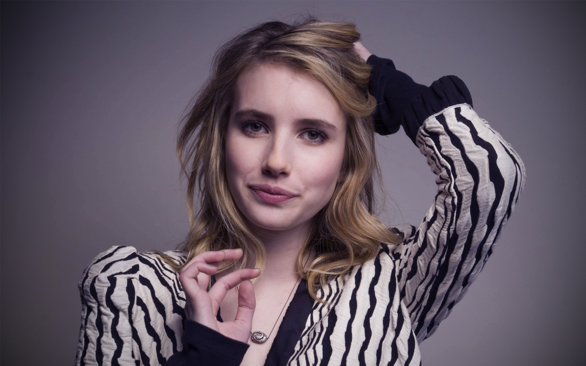 Sexy Emma Roberts Wallpapers