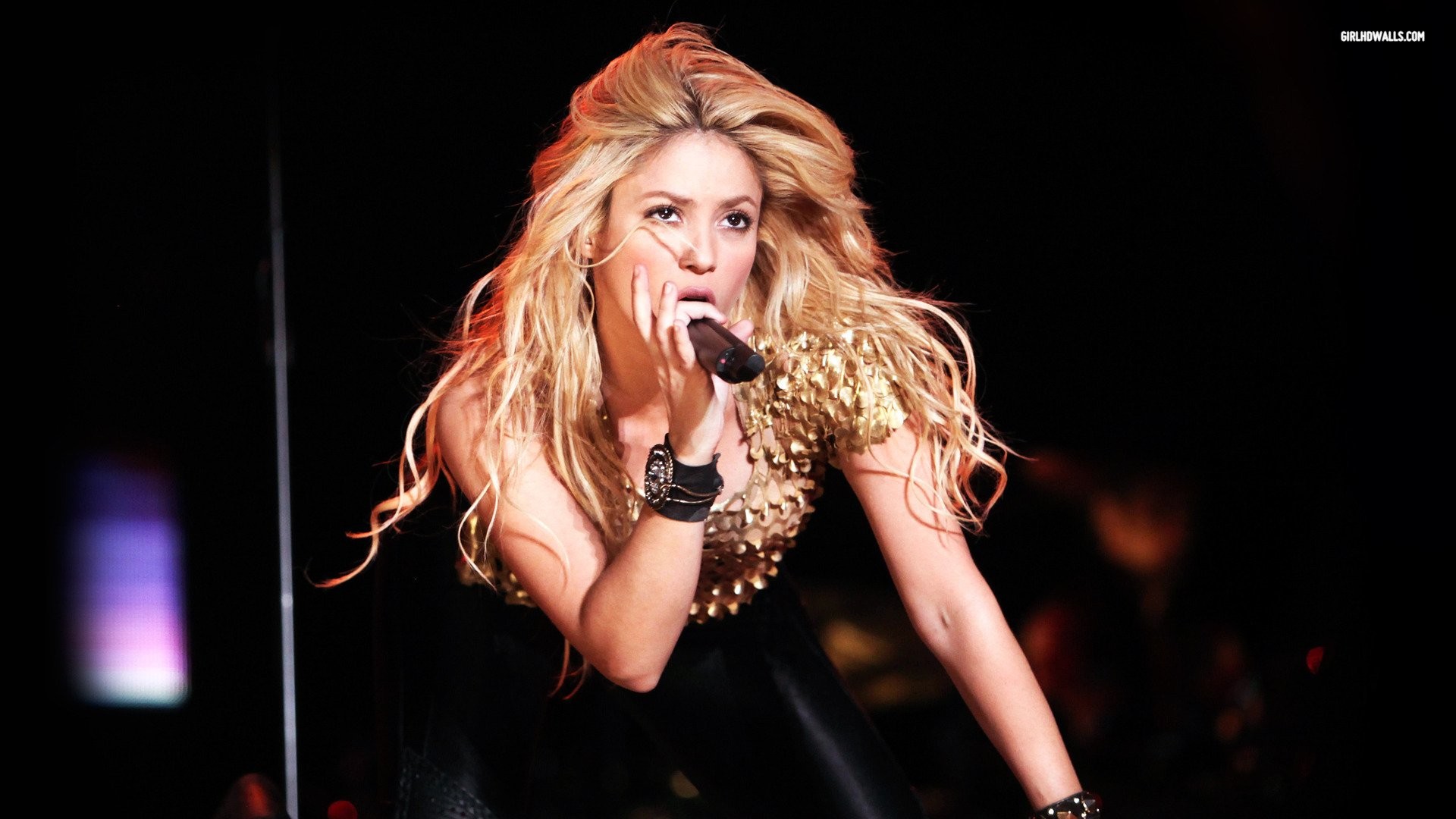 Shakira HD Singer Wallpapers