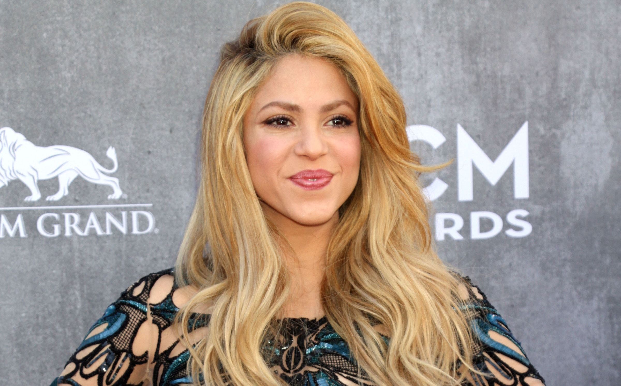 Shakira HD Singer Wallpapers