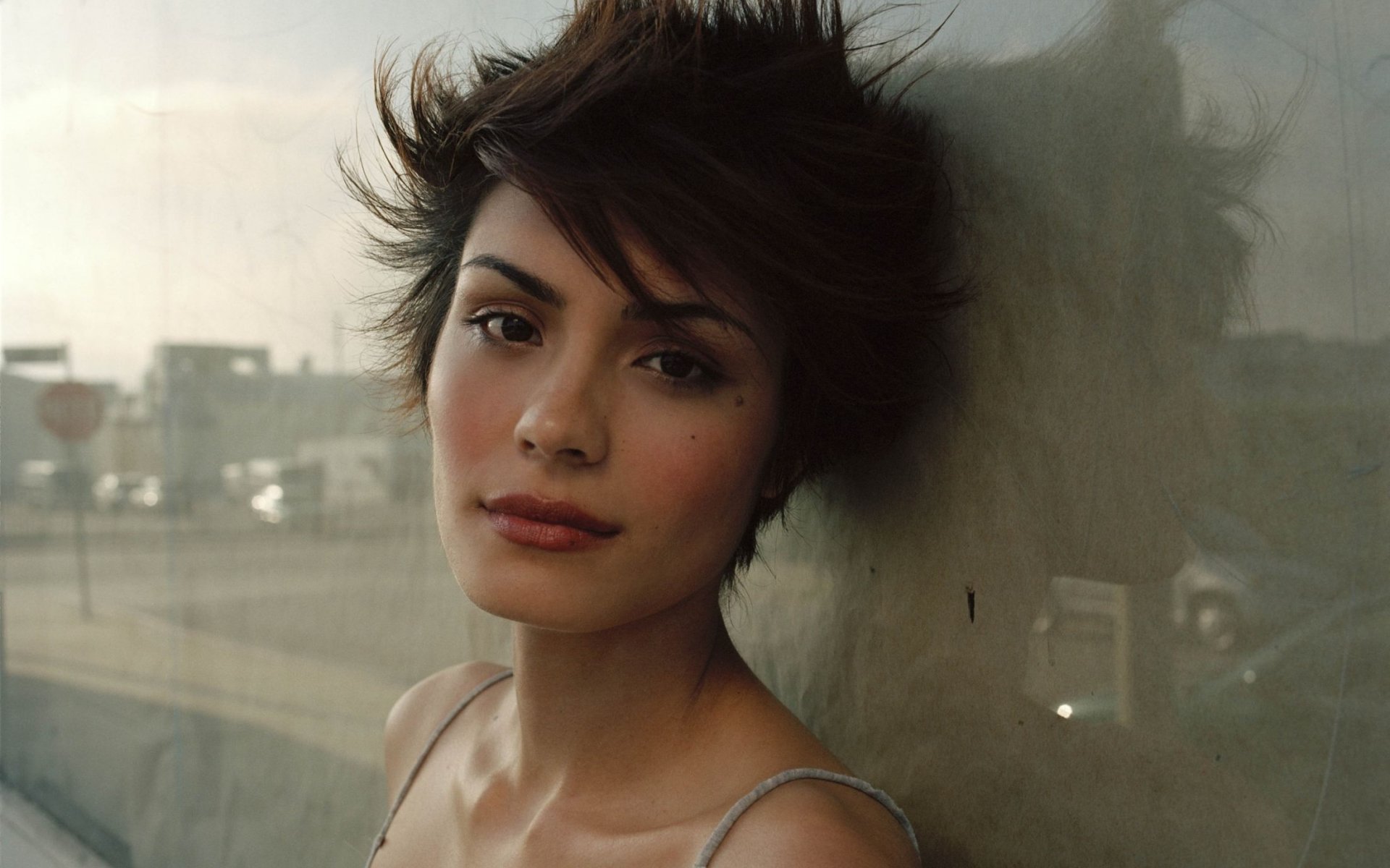 Shannyn Sossamon Wallpapers