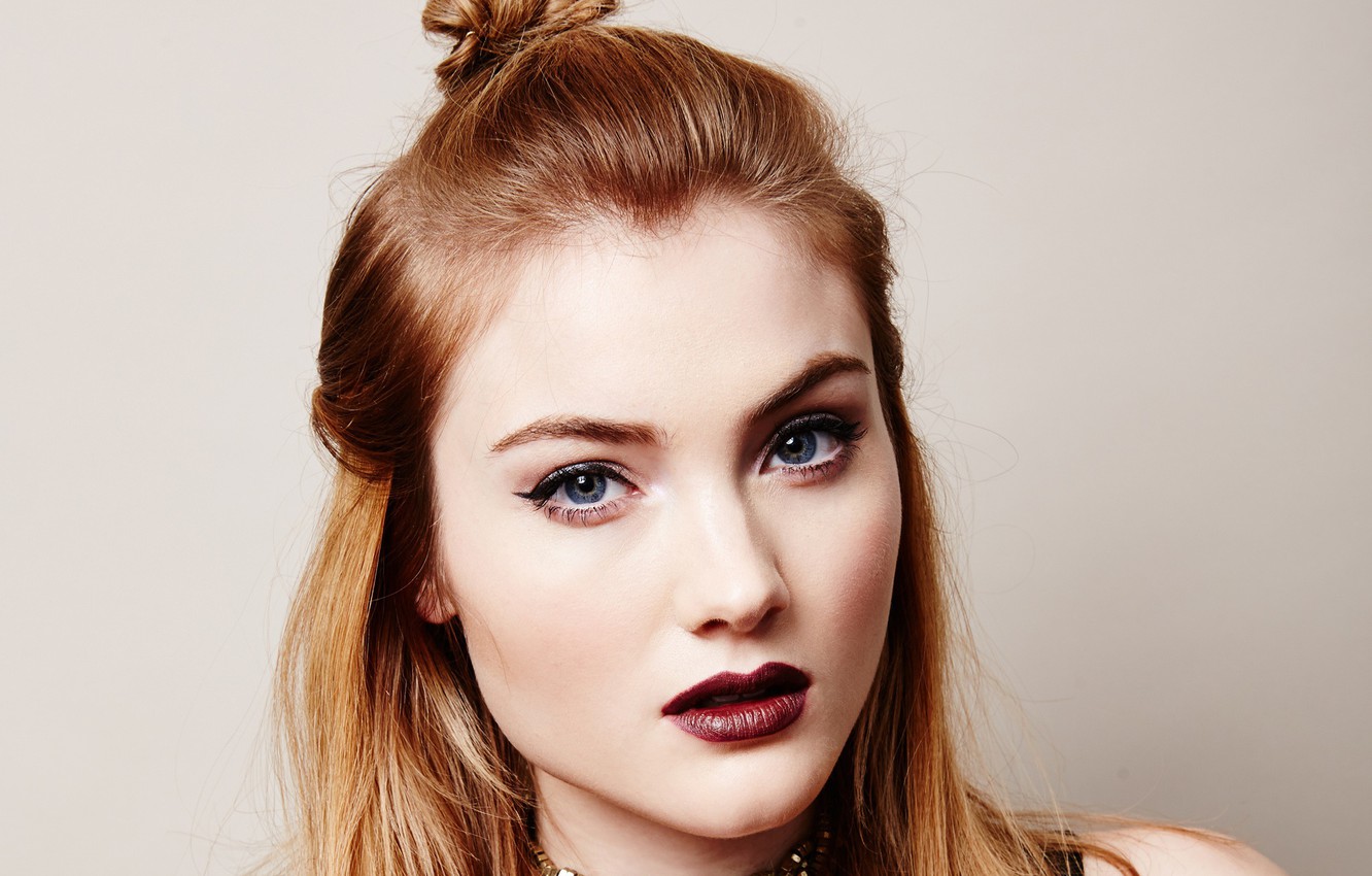 Skyler Samuels Wallpapers