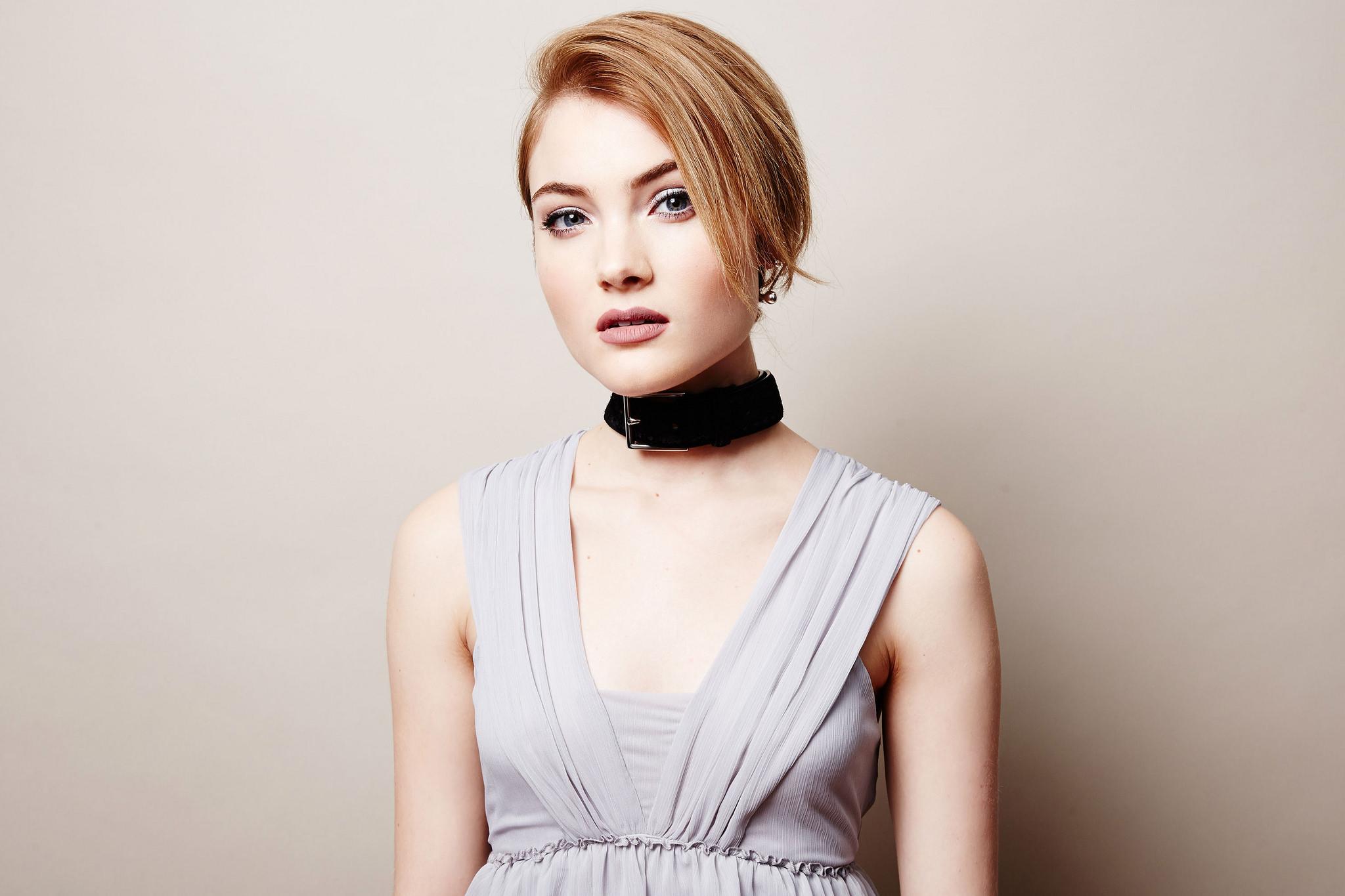 Skyler Samuels Blue Eyes Wallpapers