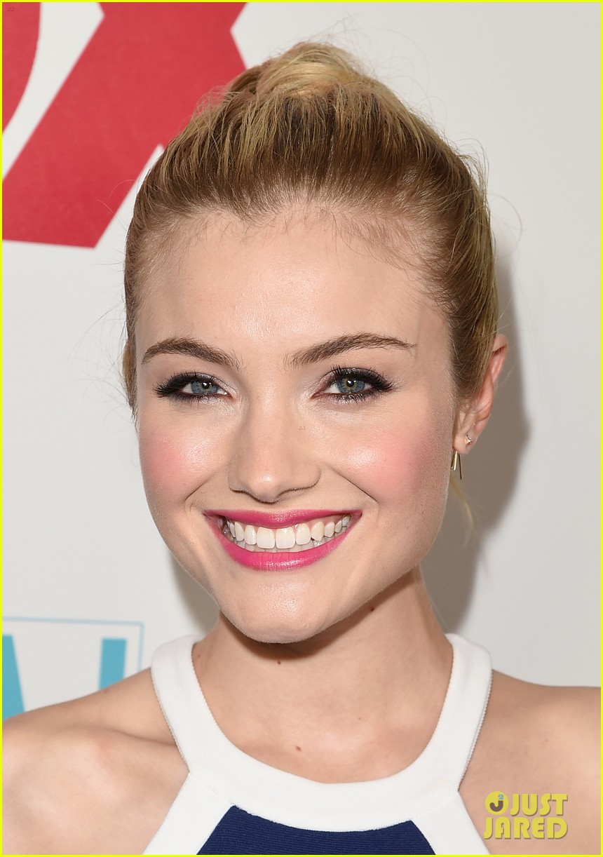 Skyler Samuels Scream Queens Actress Wallpapers