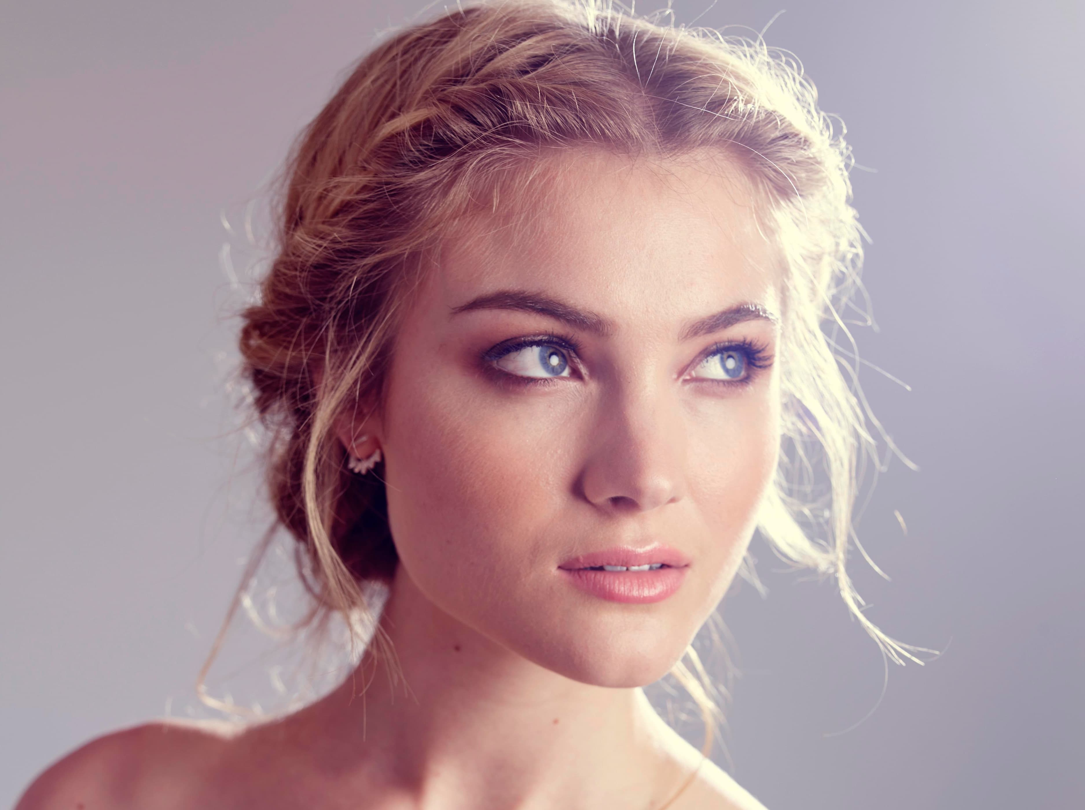 Skyler Samuels Scream Queens Actress Wallpapers