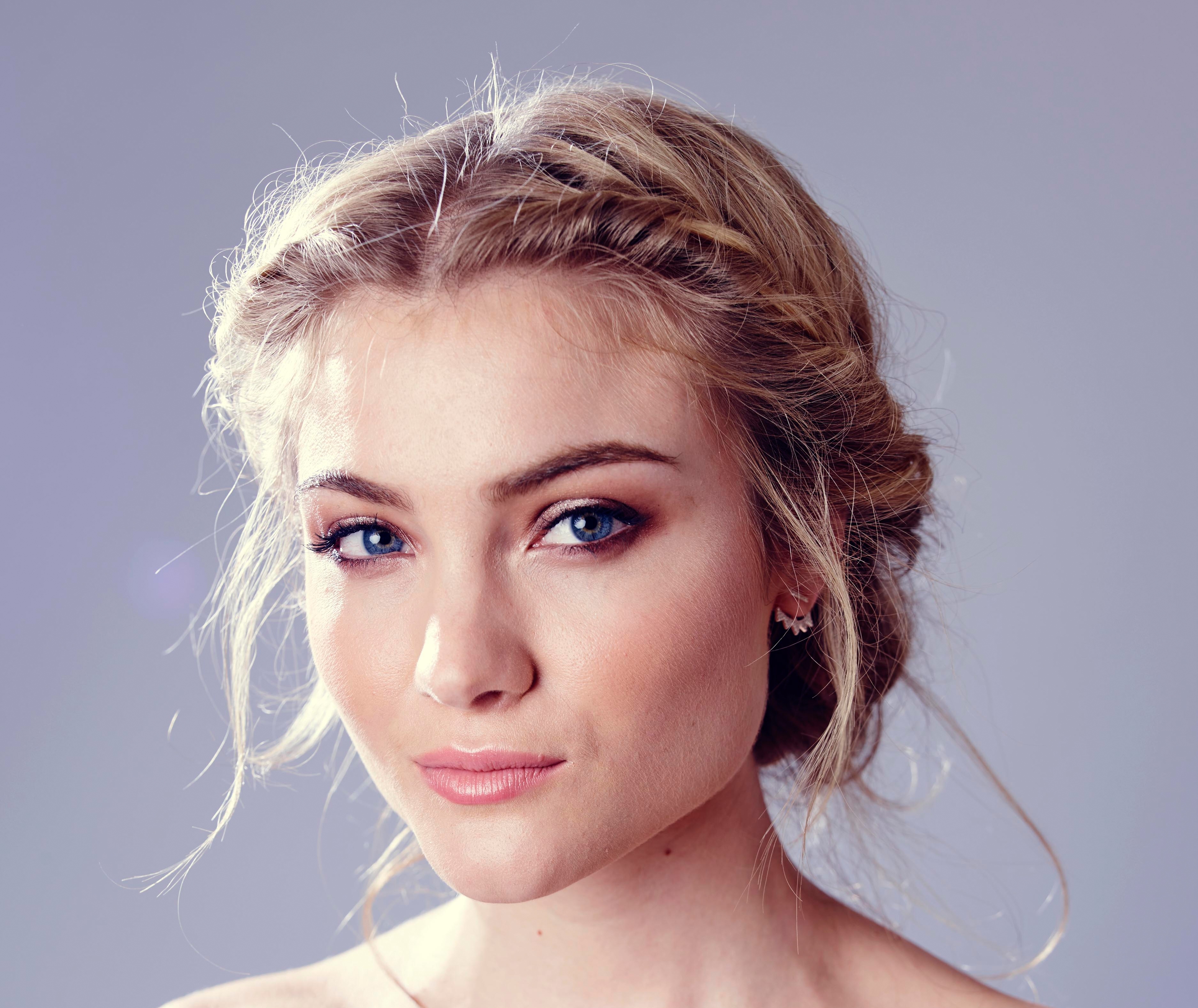 Skyler Samuels Scream Queens Actress Wallpapers