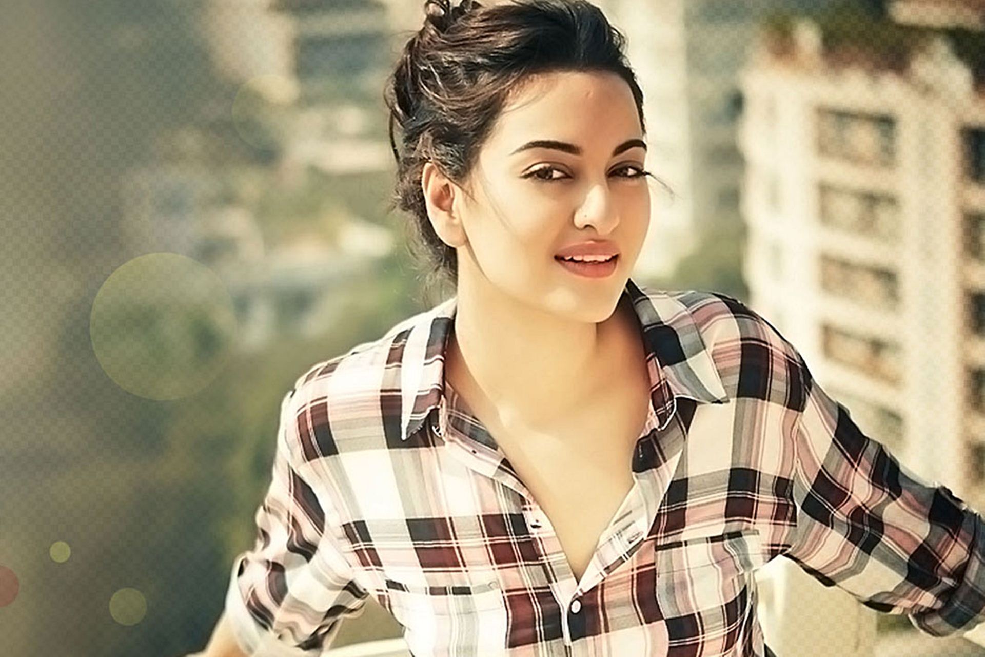 Sonakshi Sinha Wallpapers