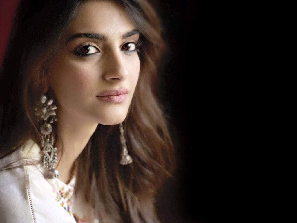 Sonam Kapoor Wallpapers