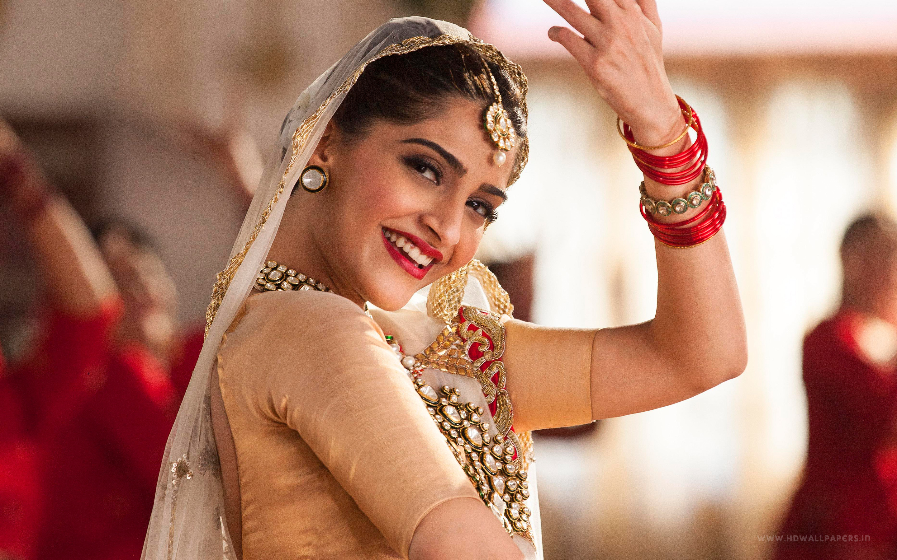 Sonam Kapoor Wallpapers