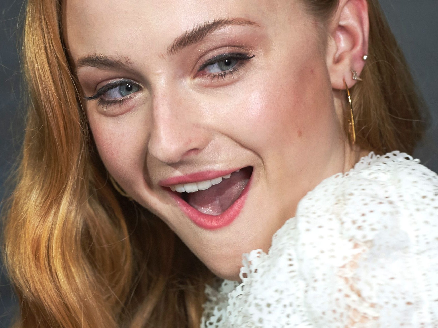 Sophie Turner GQ Magazine Photo Shoot Wallpapers