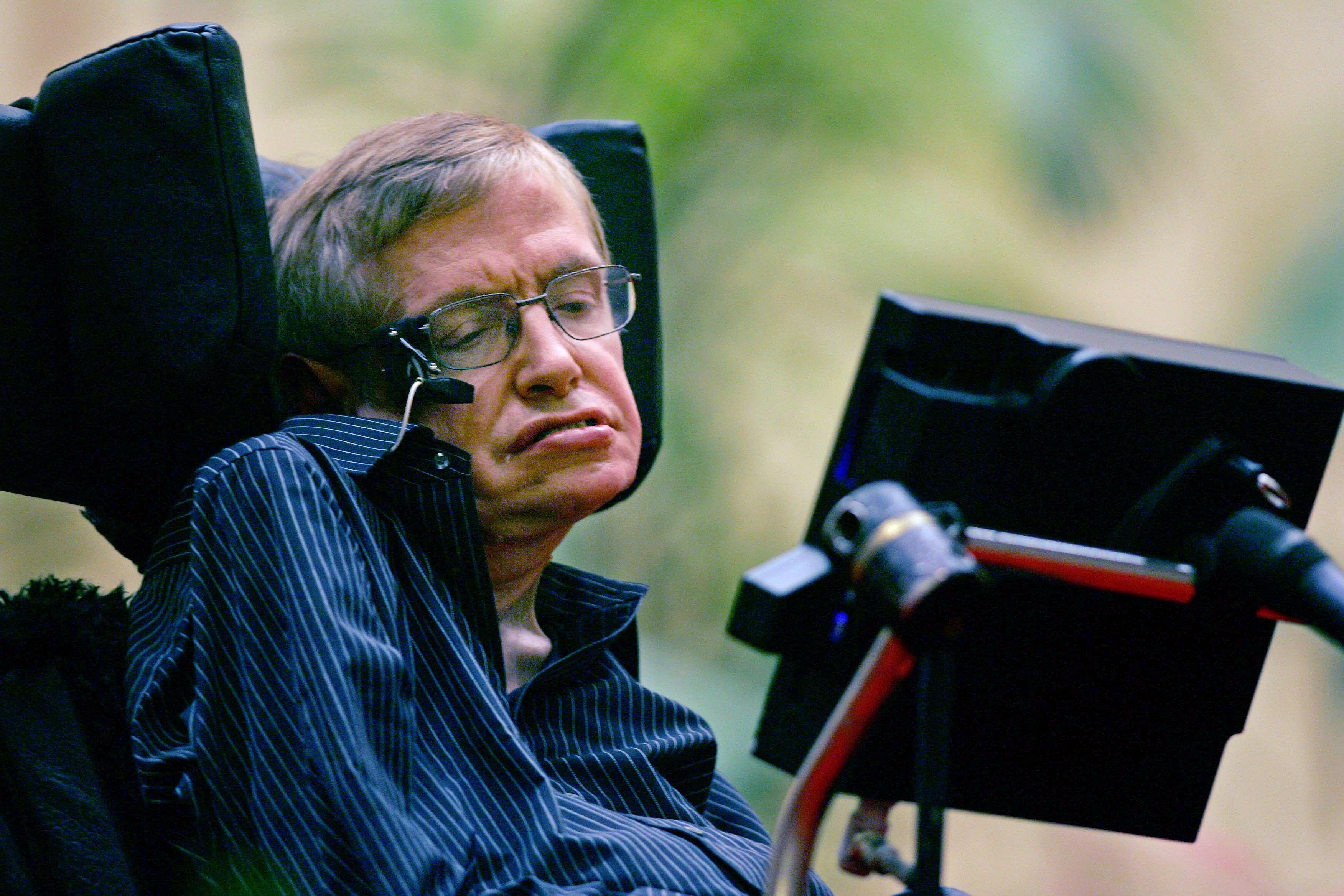 Stephen Hawking HD Wallpapers