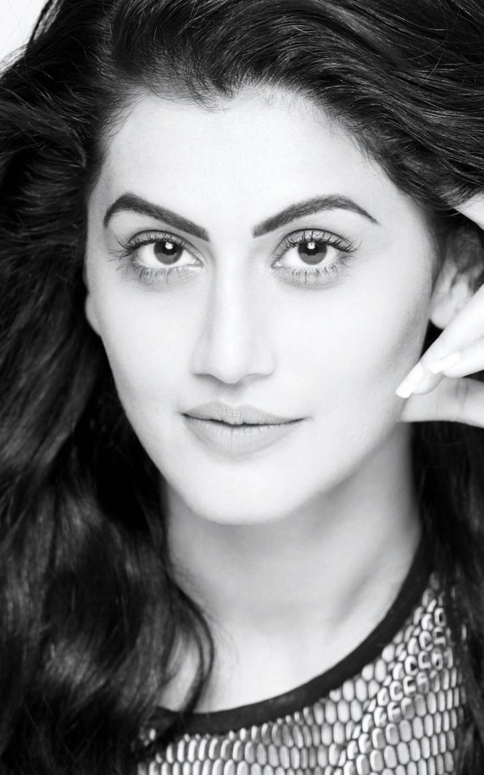 Tapsee Pannu Wallpapers