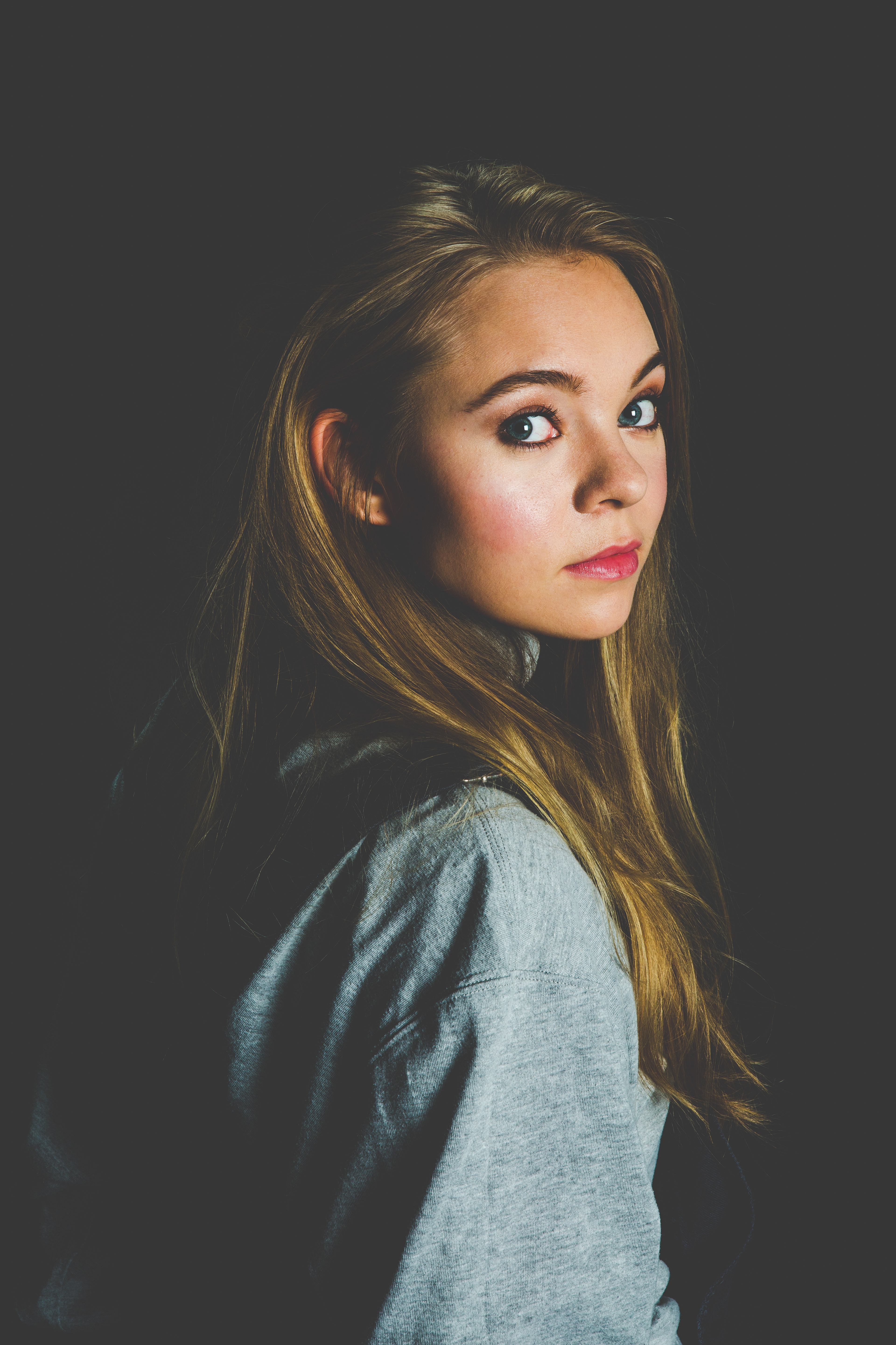 Taylor Hickson Wallpapers