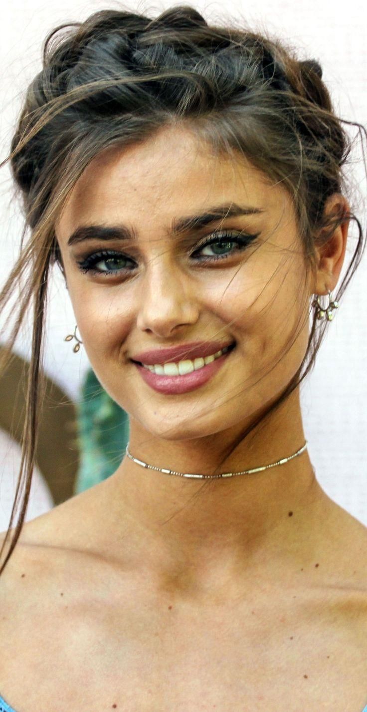 Taylor Hill 2020 Wallpapers