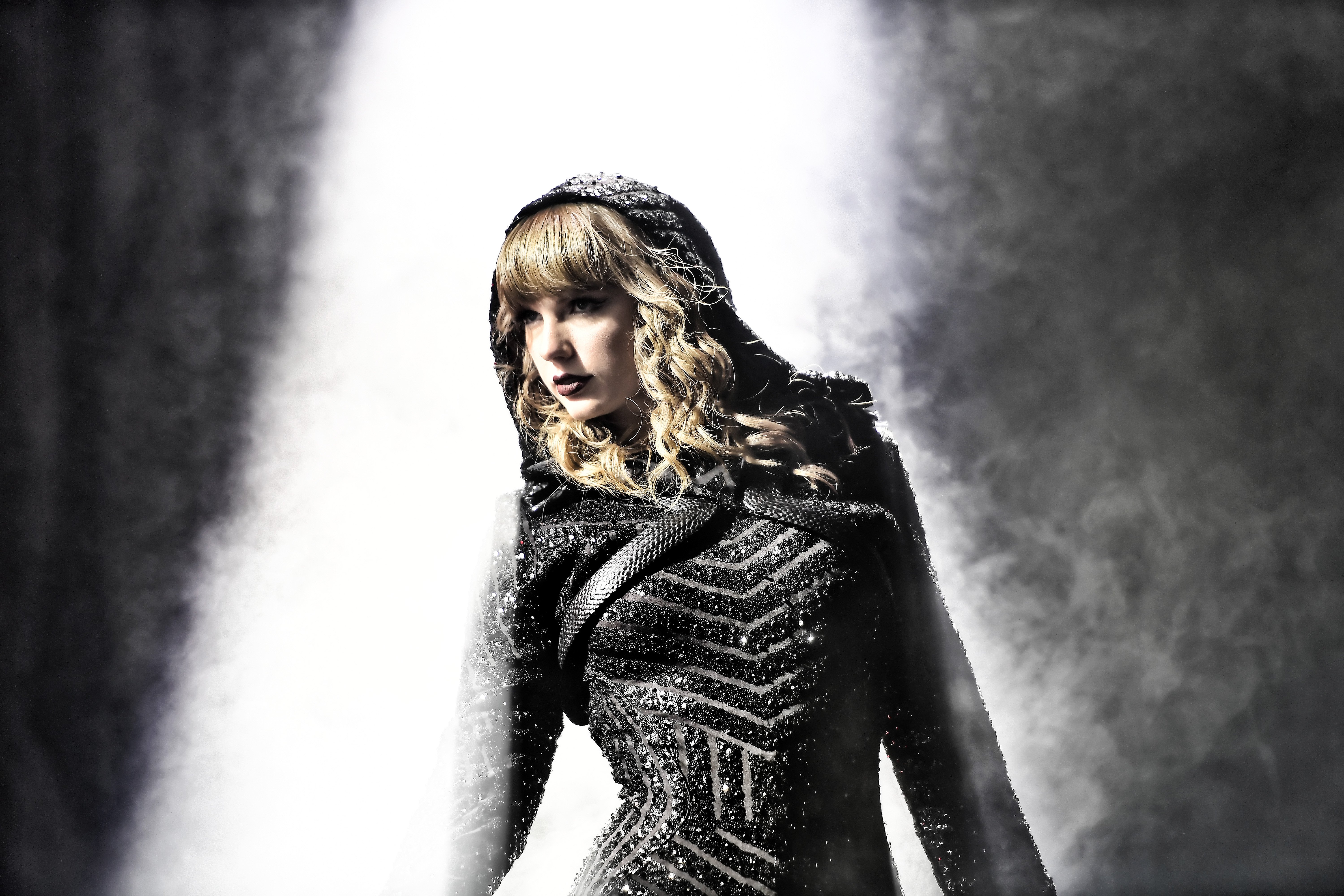 Taylor Swift 4K Wallpapers