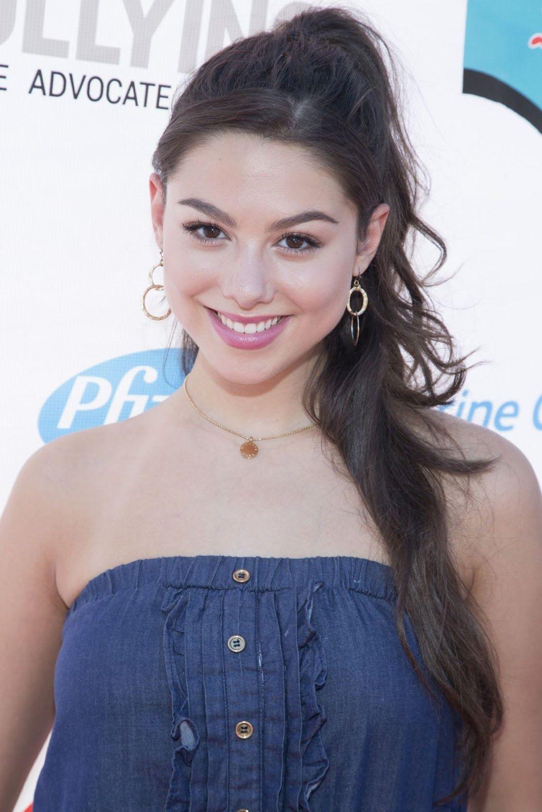 The Thundermans Actress Kira Kosarin 2018 Wallpapers