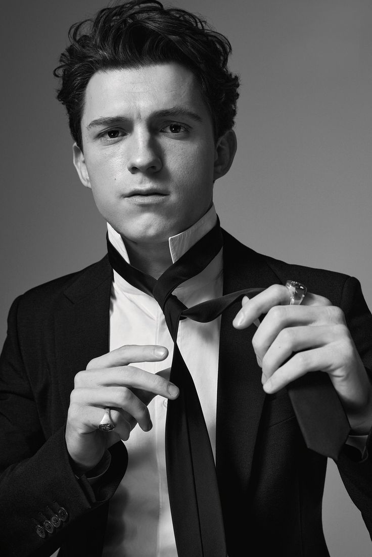 Tom Holland HD Photoshoot 2021 Wallpapers