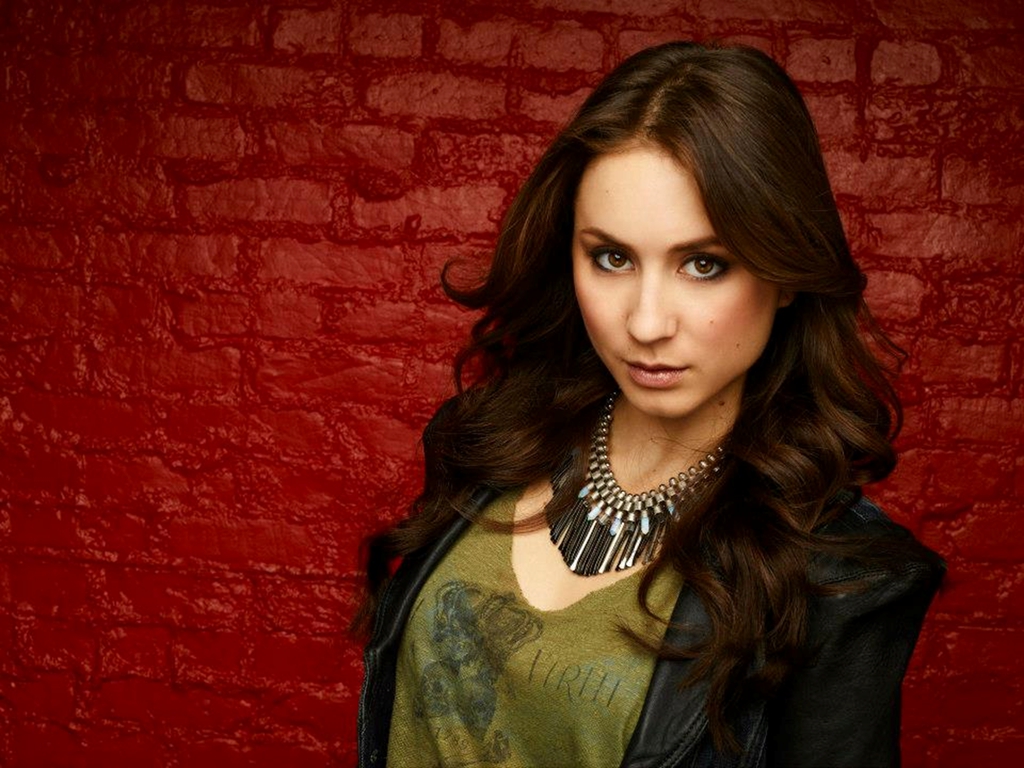 Troian Bellisario Wallpapers