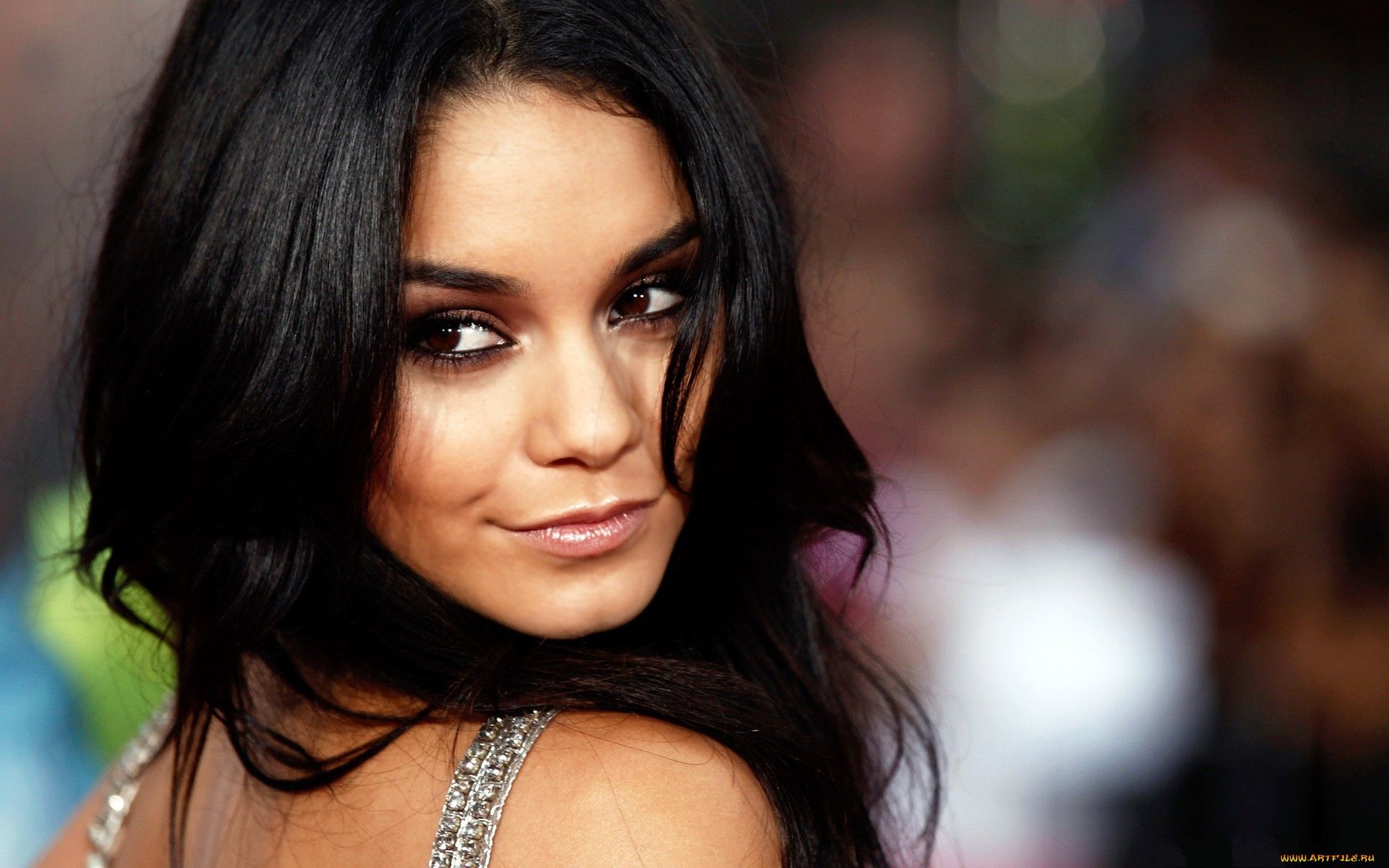 Vanessa Hudgens 4K Wallpapers