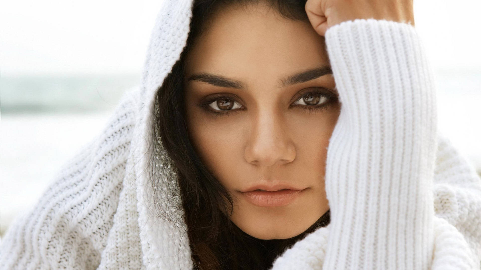 Vanessa Hudgens Portrait Wallpapers