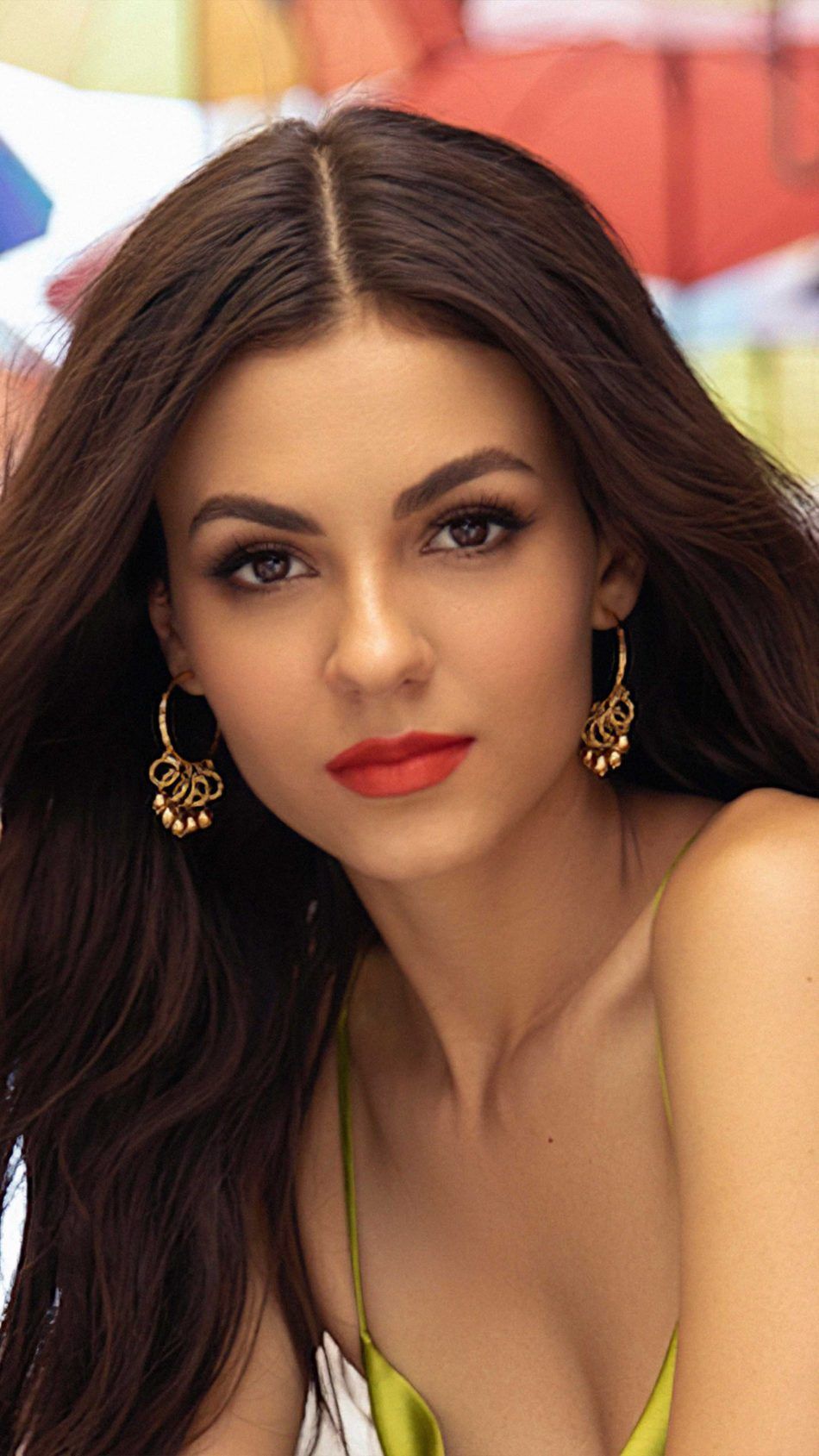 Victoria Justice Cute Face Wallpapers