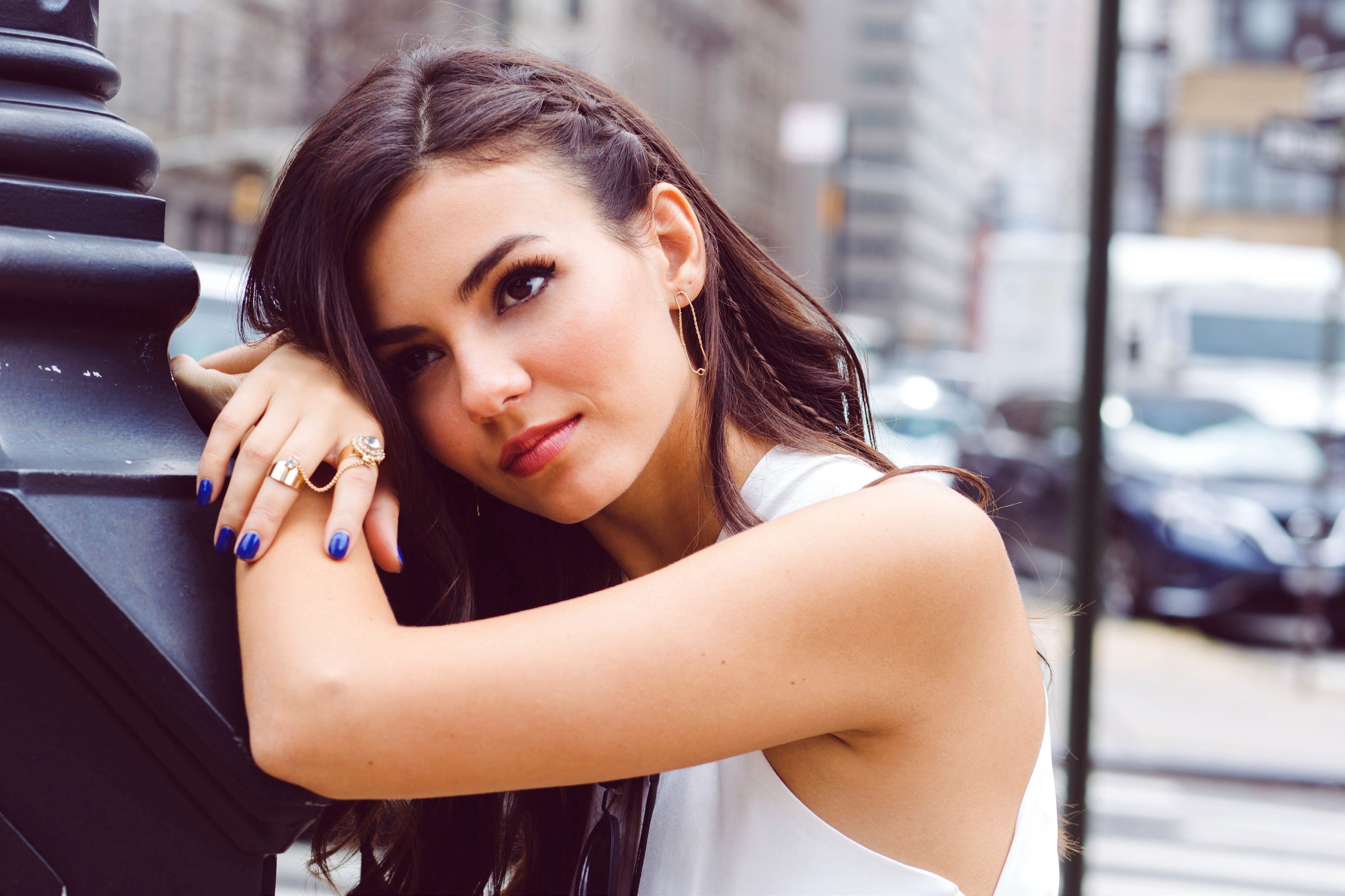 Victoria Justice Photoshoot 2017 Wallpapers