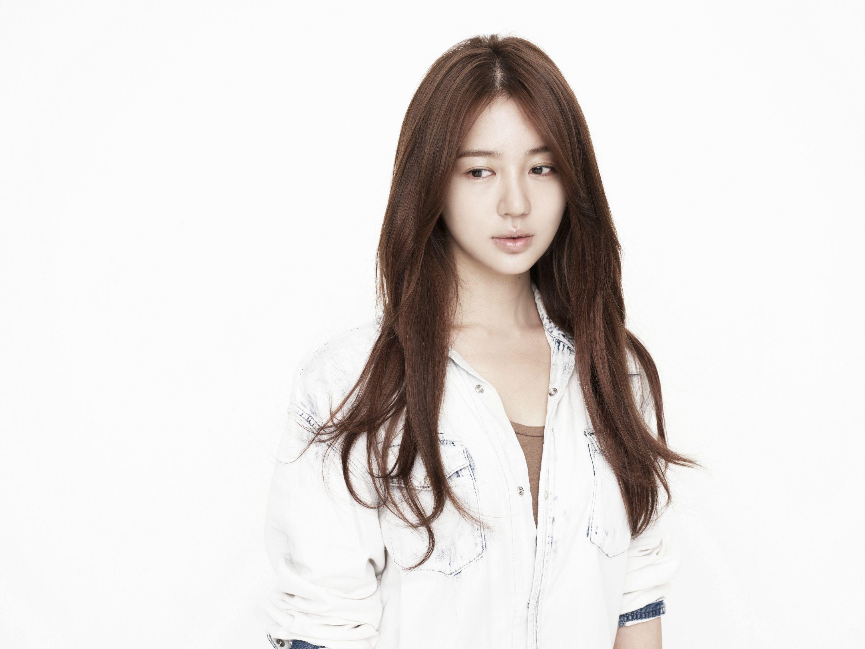 Yoon Eun-hye Wallpapers