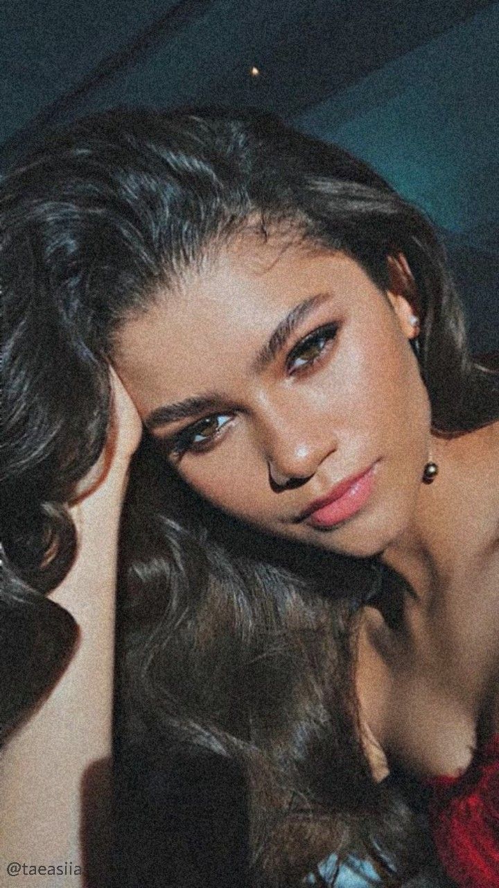 Zendaya Hairstyle 2020 Wallpapers