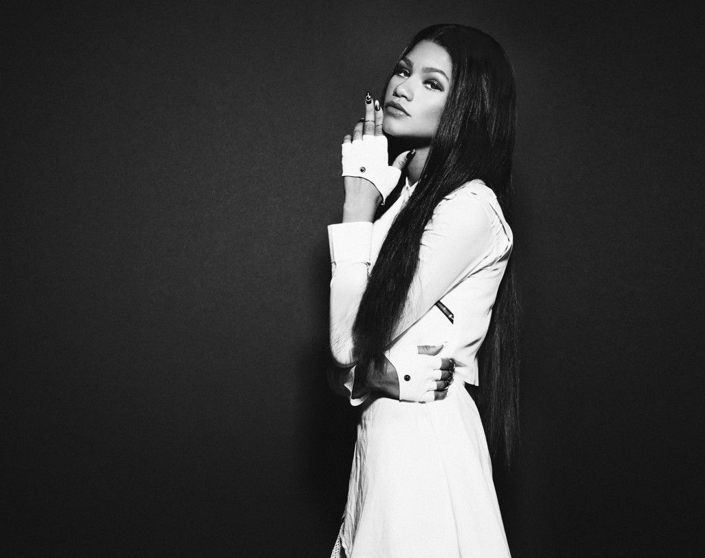 Zendaya Monochrome Wallpapers