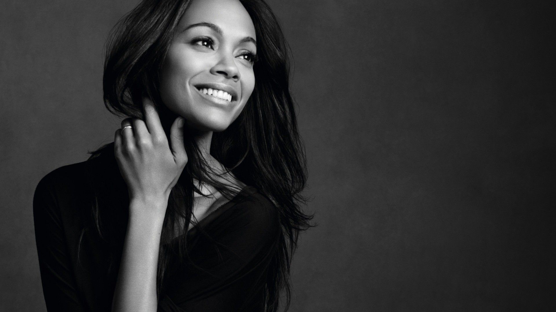 Zoe Saldana 2021 New Wallpapers