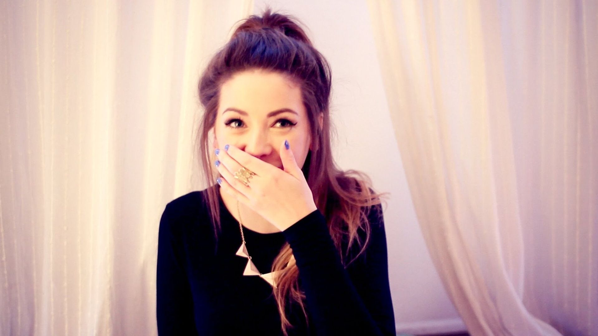 Zoella YouTube Star Wallpapers